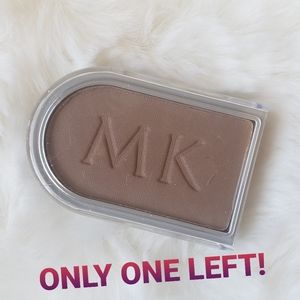 🧡$10/🆕️MK- Hazelnut Eyeshadow
